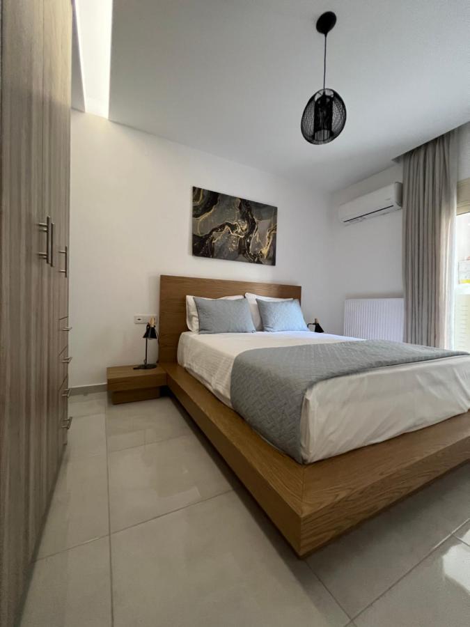 Modern Apartment Close To Airport With Gym And Bbq Iraklio Exterior foto